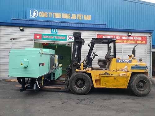 Bốc dỡ, xếp hàng hóa
